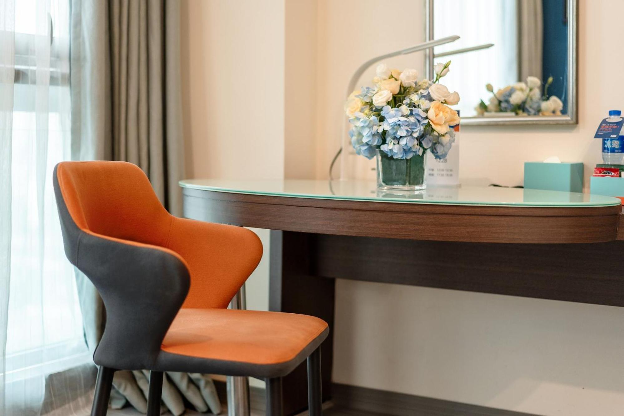 Holiday Inn Express Chengdu Wuhou By Ihg-Wuhou Temple And Jinli Bagian luar foto
