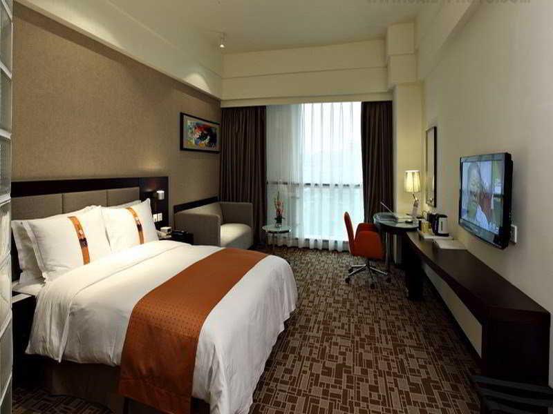 Holiday Inn Express Chengdu Wuhou By Ihg-Wuhou Temple And Jinli Bagian luar foto